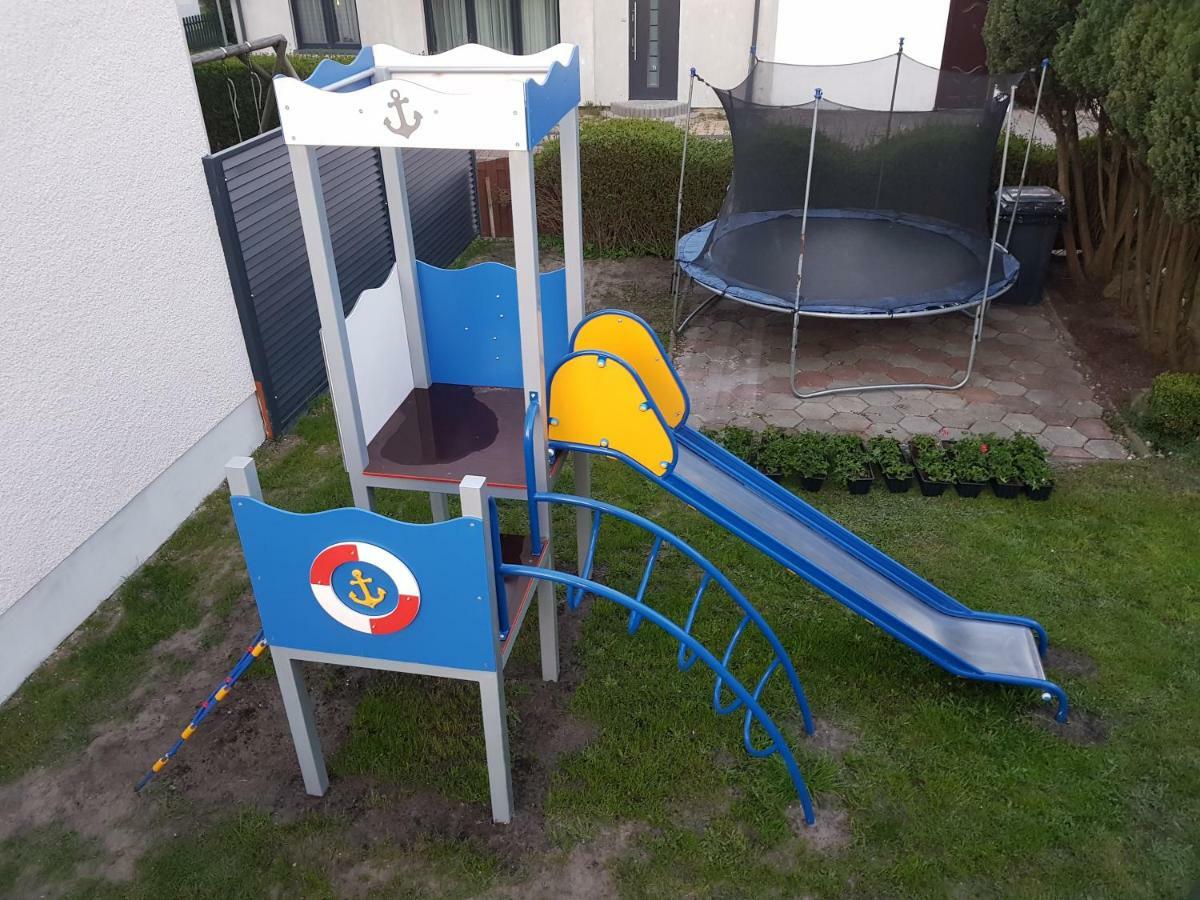 Przy Porcie Apartment Леба Екстериор снимка